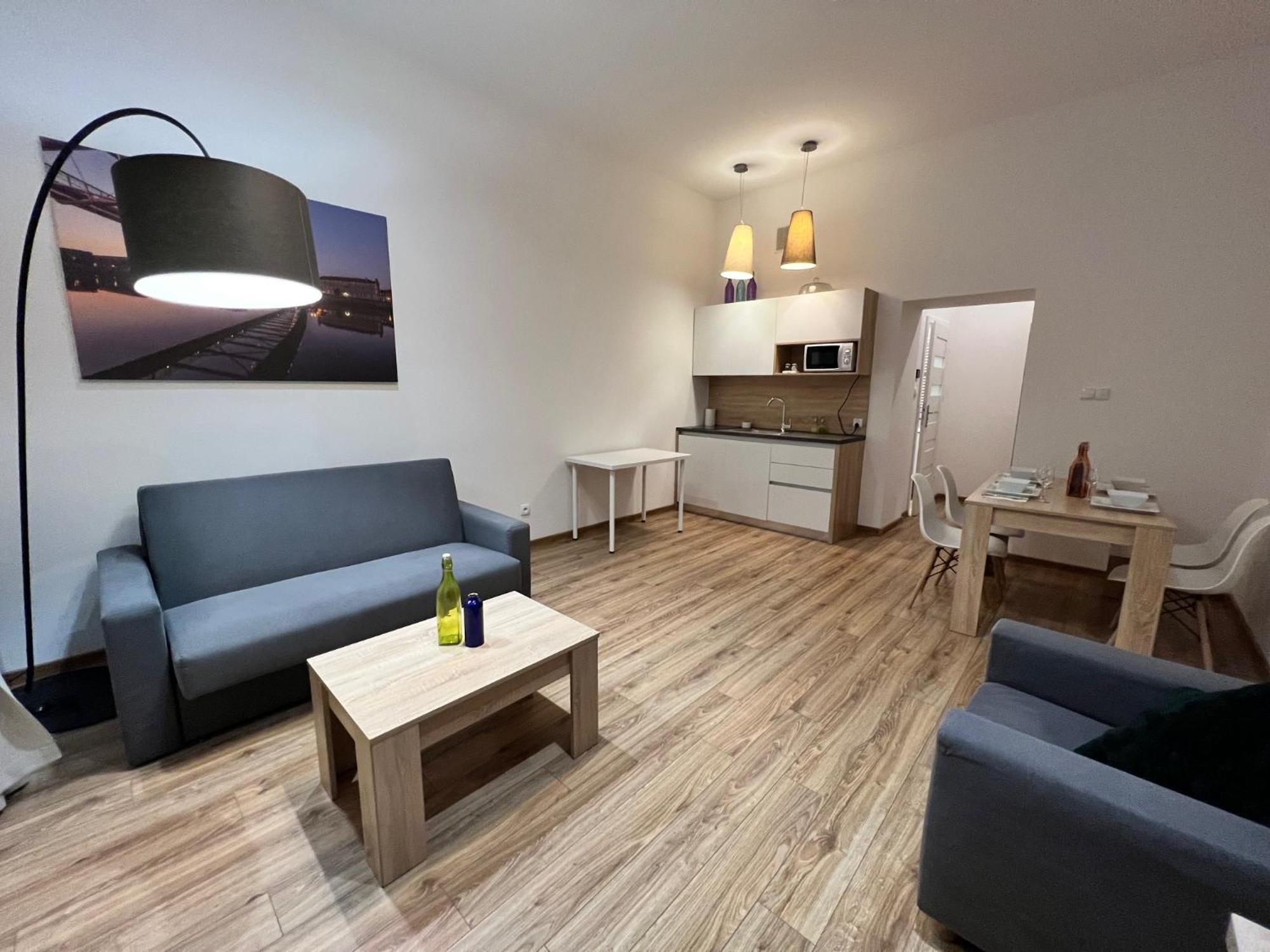 One-Bedroom Apartment Bosacka Street