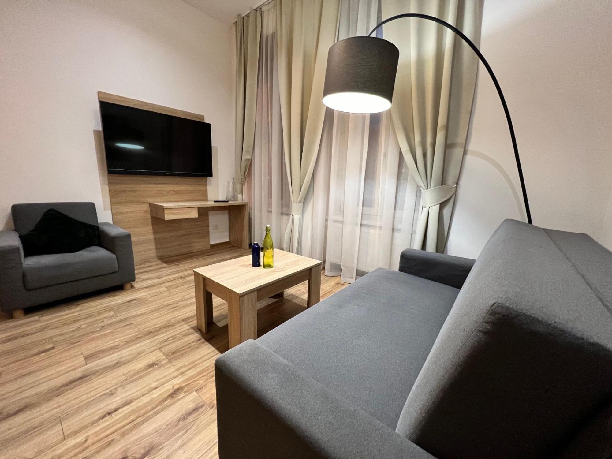 One-Bedroom Apartment Bosacka Street