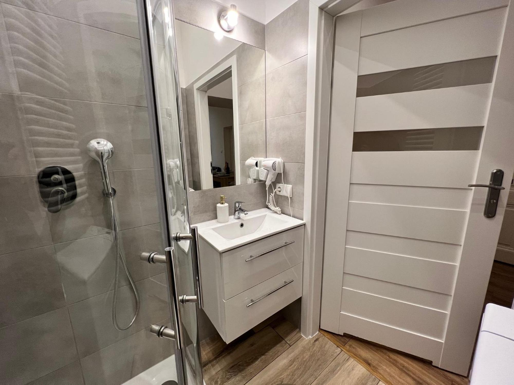 One-Bedroom Apartment Bosacka Street