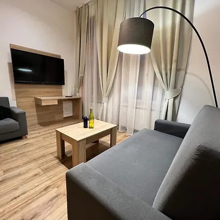 P&J Apartments Lubicz-3