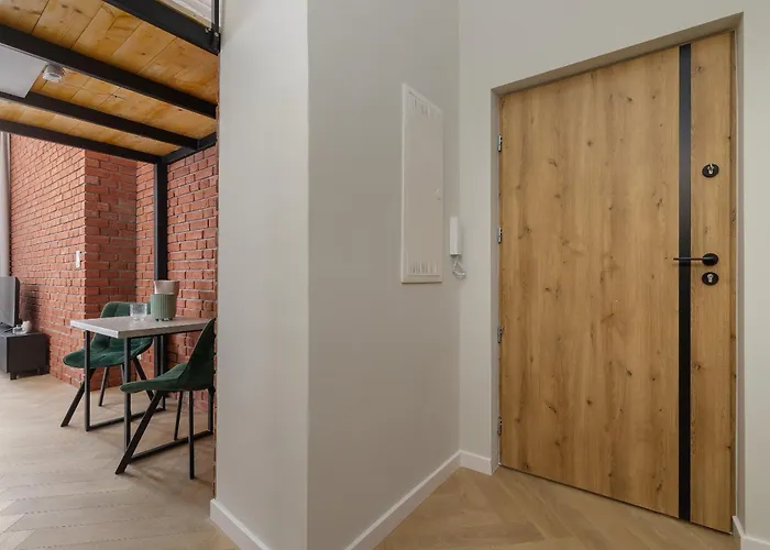 Studio apartment - Berka Joselewicza 5 street
