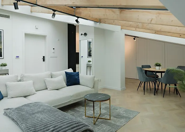 Metropolis Design Apartments